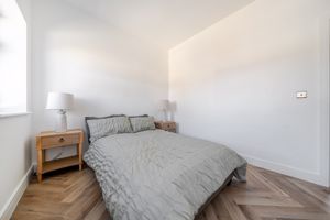 Bedroom- click for photo gallery